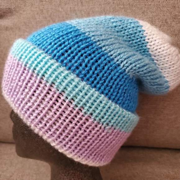 Reversible Handmade Unisex Beanie - Picture 3 of 4